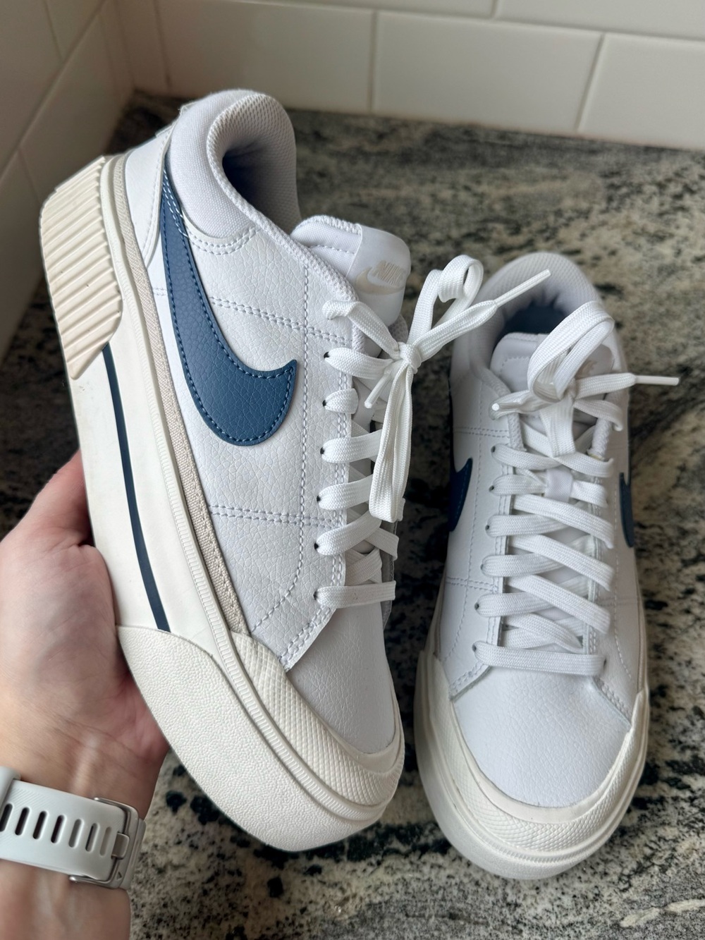 Nike Court Legacy Lift Platform Sneaker. Size 8. EUC